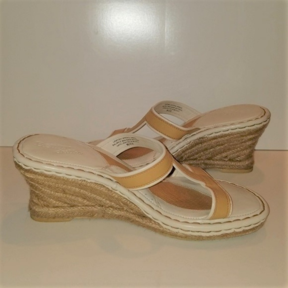 Born Drilles Tan Leather Wedge Sandals 9